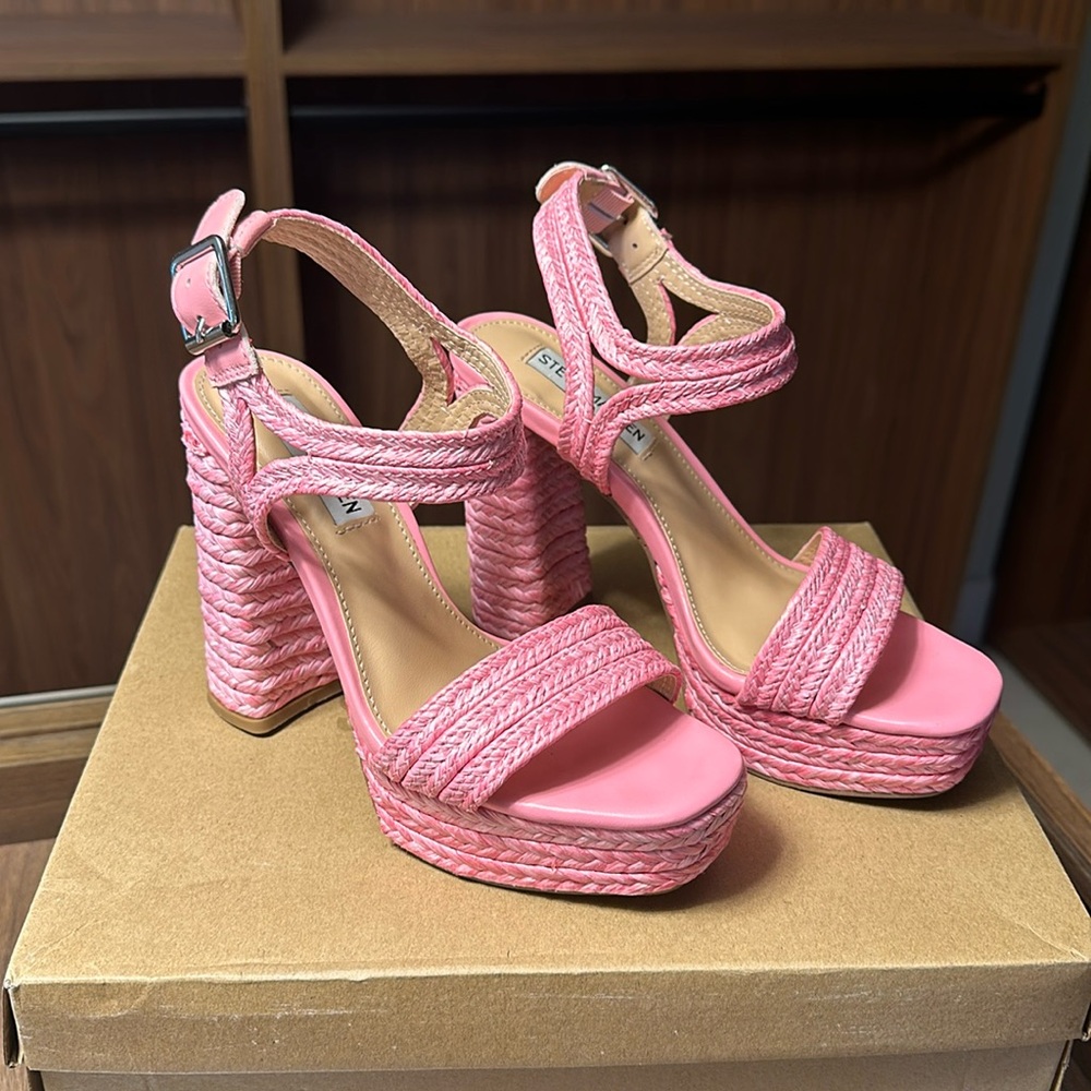 Steve Madden Platform Sandal